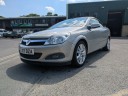 Vauxhall Astra Twin Top Design